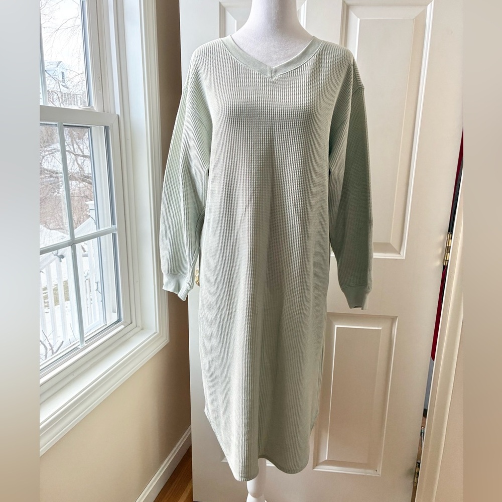 Uniqlo Waffle Knit Cotton Blend Nightgown V-neck Light Green Size M